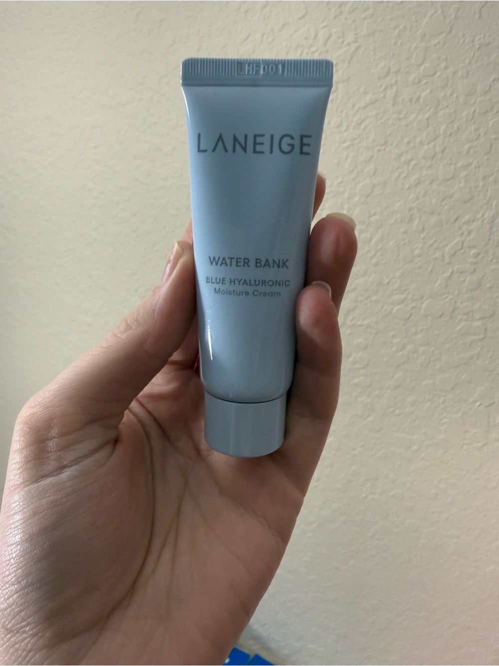 LANEIGE Blue Water Bank Hyaluronic Moisture Cream - Pale Blue